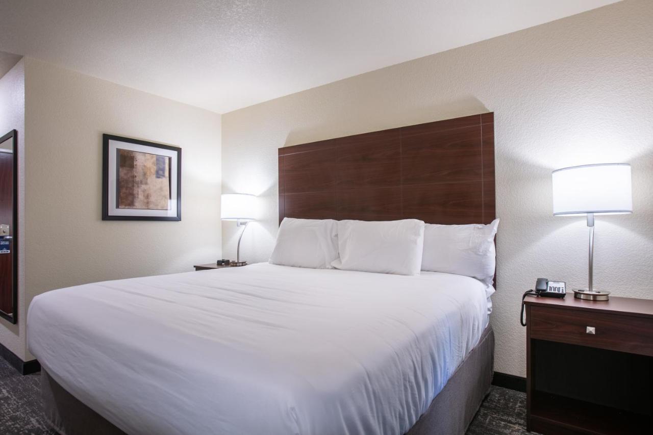 Cobblestone Inn & Suites - Pine Bluffs Kültér fotó
