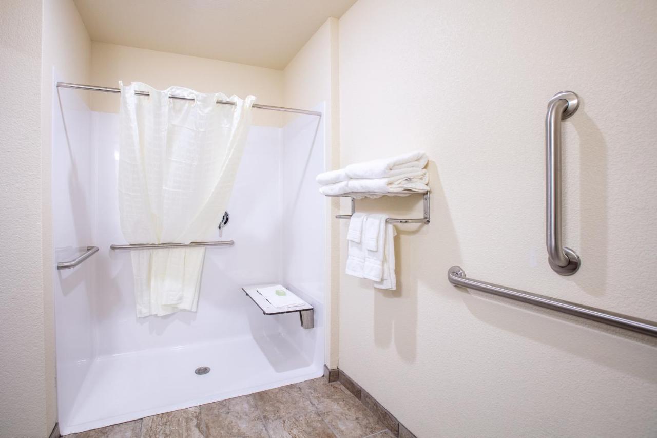 Cobblestone Inn & Suites - Pine Bluffs Kültér fotó